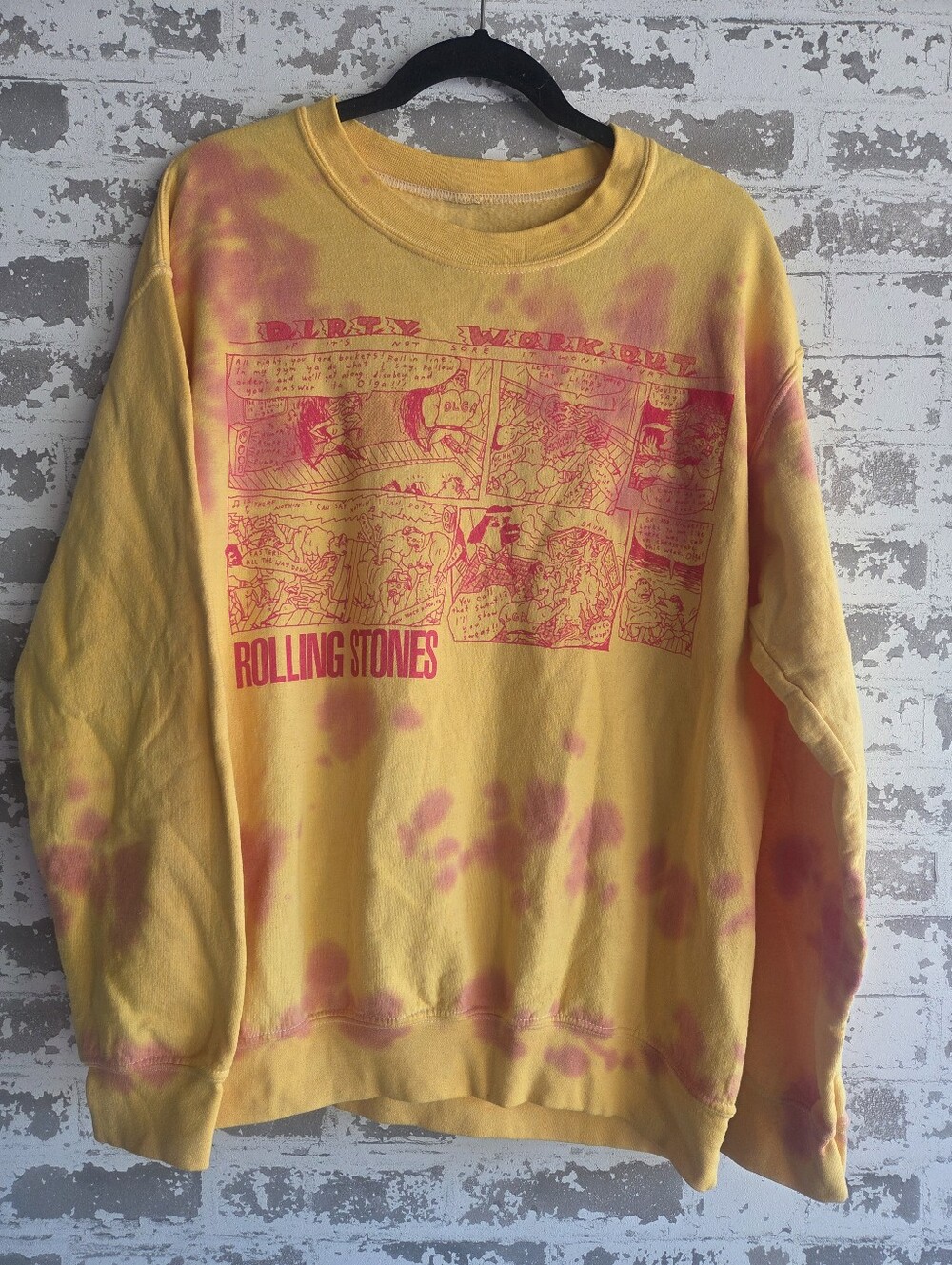 ​NWT Rolling Stones Tie Dye Sweatshirt S Dirty Work Out Pink Yellow Crewneck